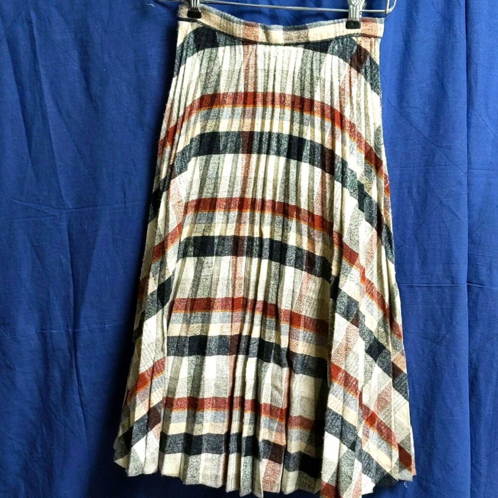 Retro Pleated Flare Skirt